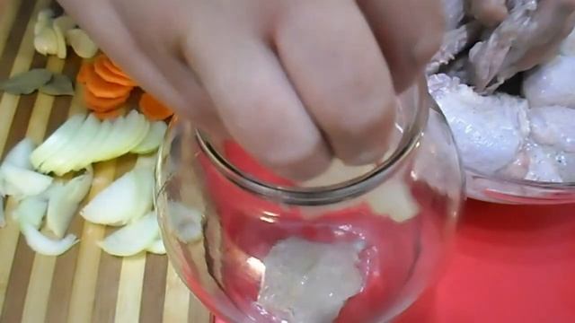 КУРИЦА и банка! 3 литра еды без грязной посуды. Даже косточки тают во рту! смотреть онлайн