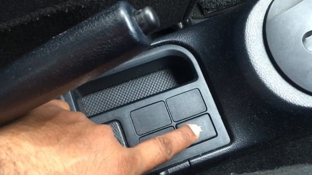 WHAT IS TRC Toyota Vitz How ON /OFF TRC  Traction controller WHAT IS TRACTION CONTROLLER TOYOTA VIT
