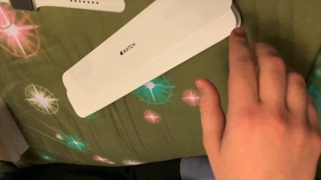 Распаковочка Apple Watch Series 3 (запоздалая) смотреть онлайн