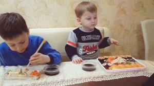 Кушаем суши