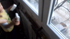 Слабонервным не смотреть! Скрип пенопласта о стекло!
