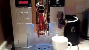 Jura Impressa S9 One Touch — cappuccino