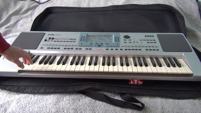 Korg PA 50 synth performing Big Band 40's Music Style смотреть онлайн