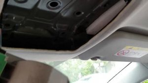 Как снять плафон освещения toyota corolla e160