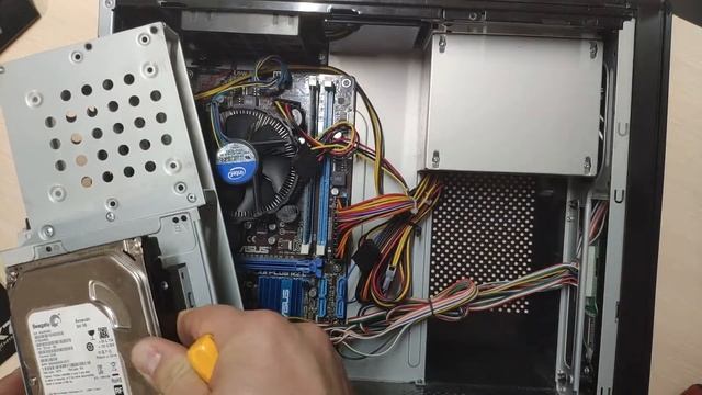 Мини ПК вместо ТВ приставки.