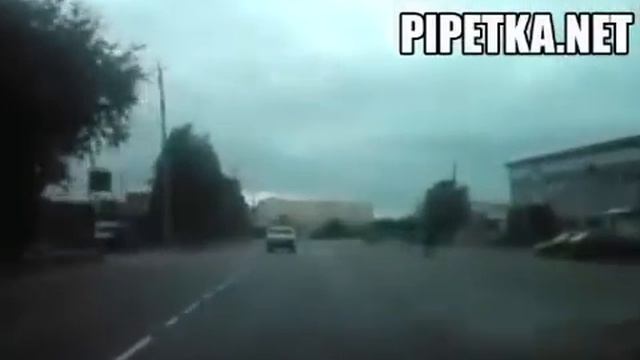 Пьяный мужик за рулем Волги смотреть онлайн