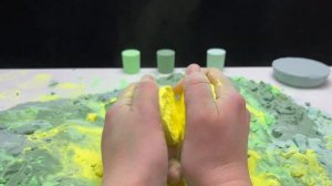 ASMR baking soda green gradient