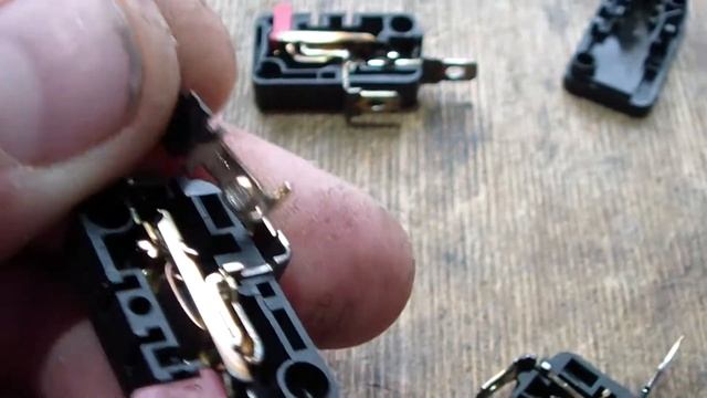 сгорел предохранитель в микроволновке, причина сгорания предохранителя смотреть онлайн