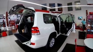 TOYOTA LAND CRUISER 200  2017  обзор