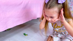 Варя и её монстр под кроватью