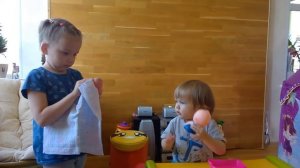 Куклы Пупсики Малыши Купаются Какают в ванной Пупс обкакался Игрушки для девочек Пупсы.