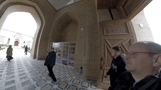 Таджикистан Истаравшан смотрим крепость Ура-Тюбе 2023