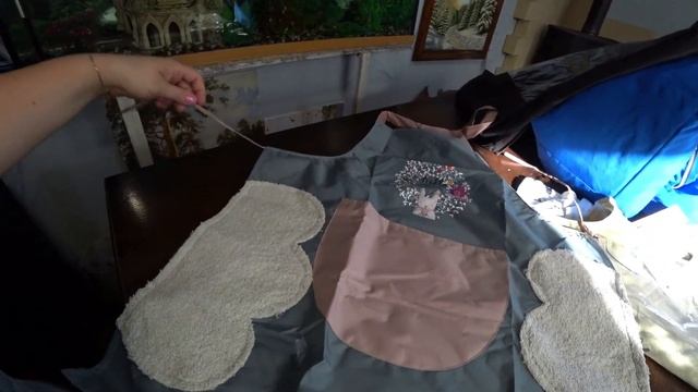 Распаковка товаров с Wildberries: зимний комбинезон, набор маек, фартук, брюки, слипоны смотреть онлайн