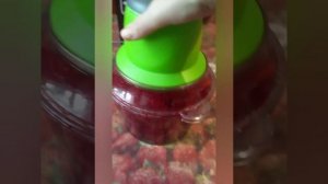 Измельчитель Молния Измельчаем сырую свёклу