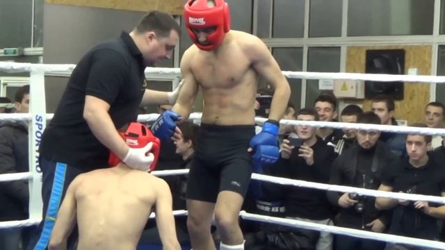 Чабан Костя до 65,8 кг БК"Феникс" Чемпионат Киева по ММА смотреть онлайн