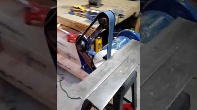 Slim 2 knife handle sanding