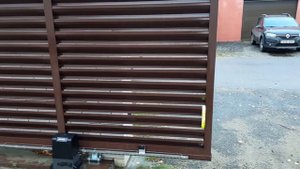 Откатные ворота в Могилеве. Заполнение жалюзи. Точный ход.