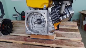 Сборка сварочного агрегата. Двигатель RATO R420 с альтернатором Sincro EW220TDC