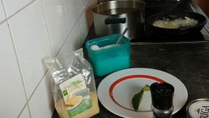 Уха из консервы самый простой, быстрый, вкусный рецепт русская кухня рыбный супчик