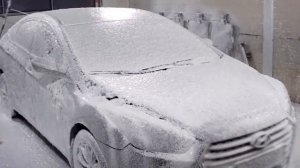 Пена или вода? С чего начать мыть авто. Foam or water?  Where to start car washing.