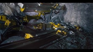 Бурение шпуров в выработке с машиной Boomer M series Reloaded