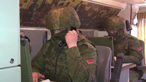 На полигоне в Астраханской области тренируются военнослужащие из Белоруссии