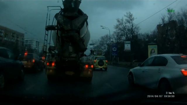 Бетономешалка поворот с третьего ряда смотреть онлайн