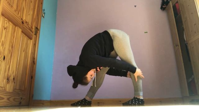 Full body stretch смотреть онлайн