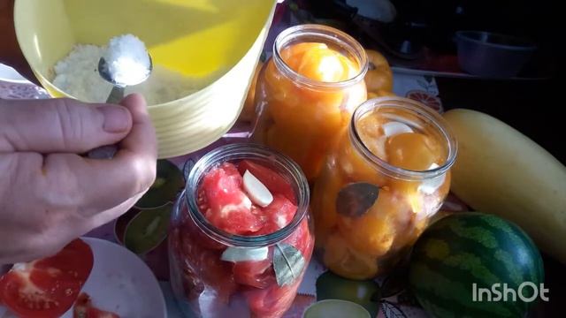 Помидоры без рассола в собственном соку...