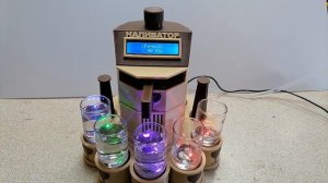 Наливатор алкоголя с тостами на 5 персон.