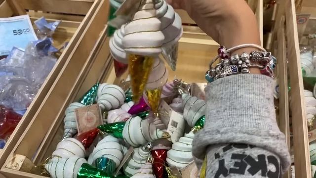 ПОКУПАЮ ЗИМНИЙ ДЕКОР?⛄️❄️ смотреть онлайн