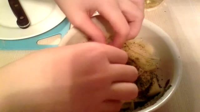 Как сделать чипсы в микроволновке за 5 минут!!! Легко и быстро. смотреть онлайн