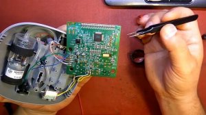 Обзор изнутри и ремонт тонометра Nissei DS 11. Err-2.