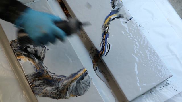 BLACK AND GRAY WITH A TOUCH OF GOLD DUTCH POUR PAINTING - MARBLE EFFECT - Amazing Cells! смотреть онлайн