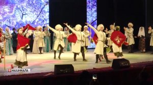 Концерт к 155-летию Сулеймана Стальского прошел в Русском театре