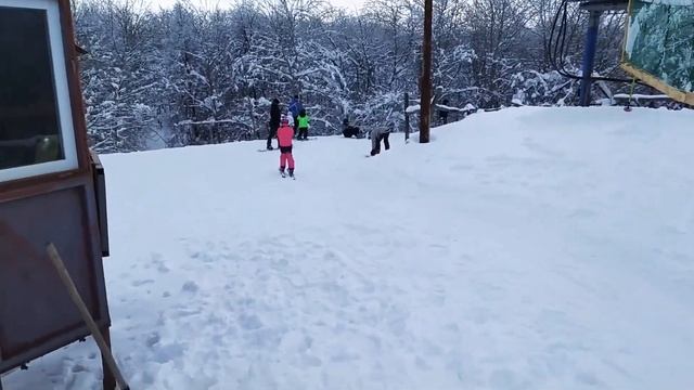 ЭТО РУССКОЕ РАЗДОЛЬЕ.ЭТО РУССКАЯ ЗЕМЛЯ.ВИЖУ ГОРЫ ИСПОЛИНЫ ;ВИЖУ РЕКИ И МОРЯ.ЭТО РУССКИЕ КАРТИНЫ.