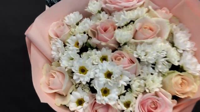 БУКЕТ ИЗ РОЗ И ХРИЗАНТЕМ смотреть онлайн