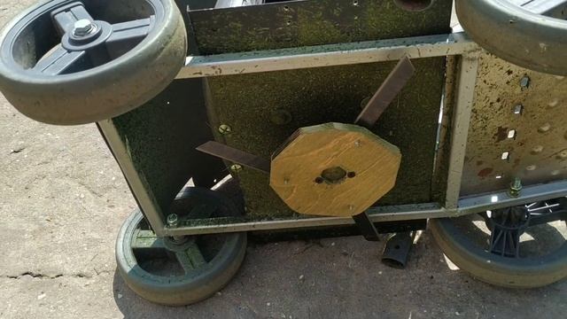 Газонокосилка своими руками из детской коляски