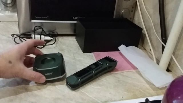 Машинка для стрижки VGR - 696, отзыв спустя два месяца..? смотреть онлайн