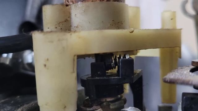 Инверторный бензогенератор. Что внутри? смотреть онлайн