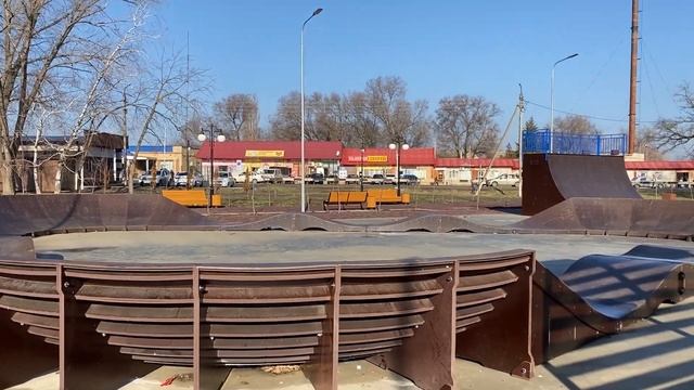 Роллердром, скейт - парк, игровая площадка смотреть онлайн