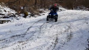 Зимние покатушки на квадроцикле. Дрифт по снегу.