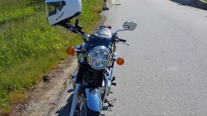 Kawasaki W800: new windscreen - is it working?