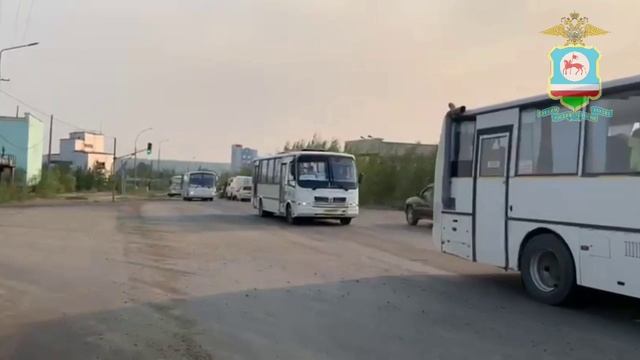 В Якутии полицейские оперативно оказали помощь в эвакуации населения села Арылах Мирнинского района
