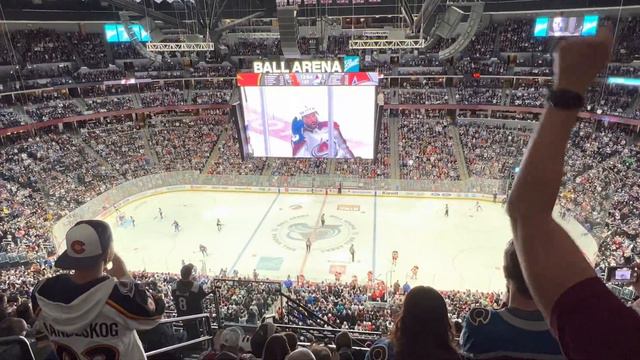 The Colorado Avalanche Welcome Back Nazem Kadri! смотреть онлайн