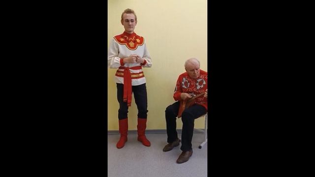 Русская сказка «Петушок и курочка». Читает Егор Рябов смотреть онлайн