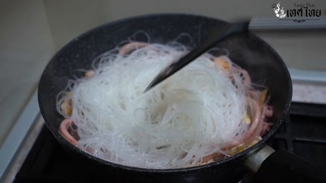 ผัดไทยหมึก Пад Тай с кальмаром по тайский #падтай #морепродук #тайланд #тайскаякухня