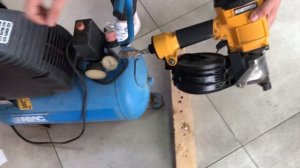 Гвоздезабивной пистолет Bostitch