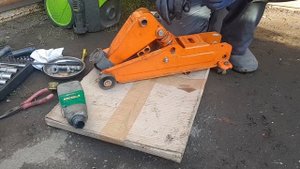 Потёк подкатной домкрат Airline AJ3F390P. Разборка и ремонт