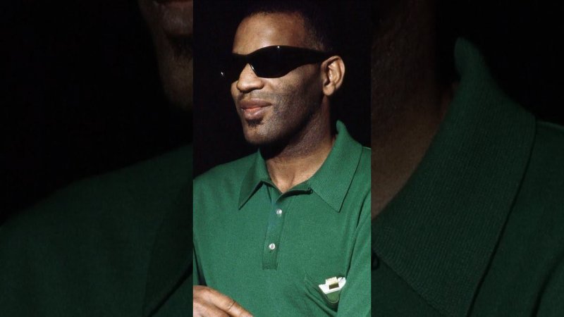 Рей Чарльз (Ray Charles) - легендарный американский музыкант, певец, композитор. "Отец соула"